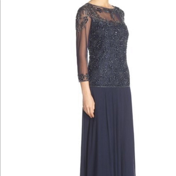 Pisarro nights beaded gown size is 10P - Picture 4 of 5